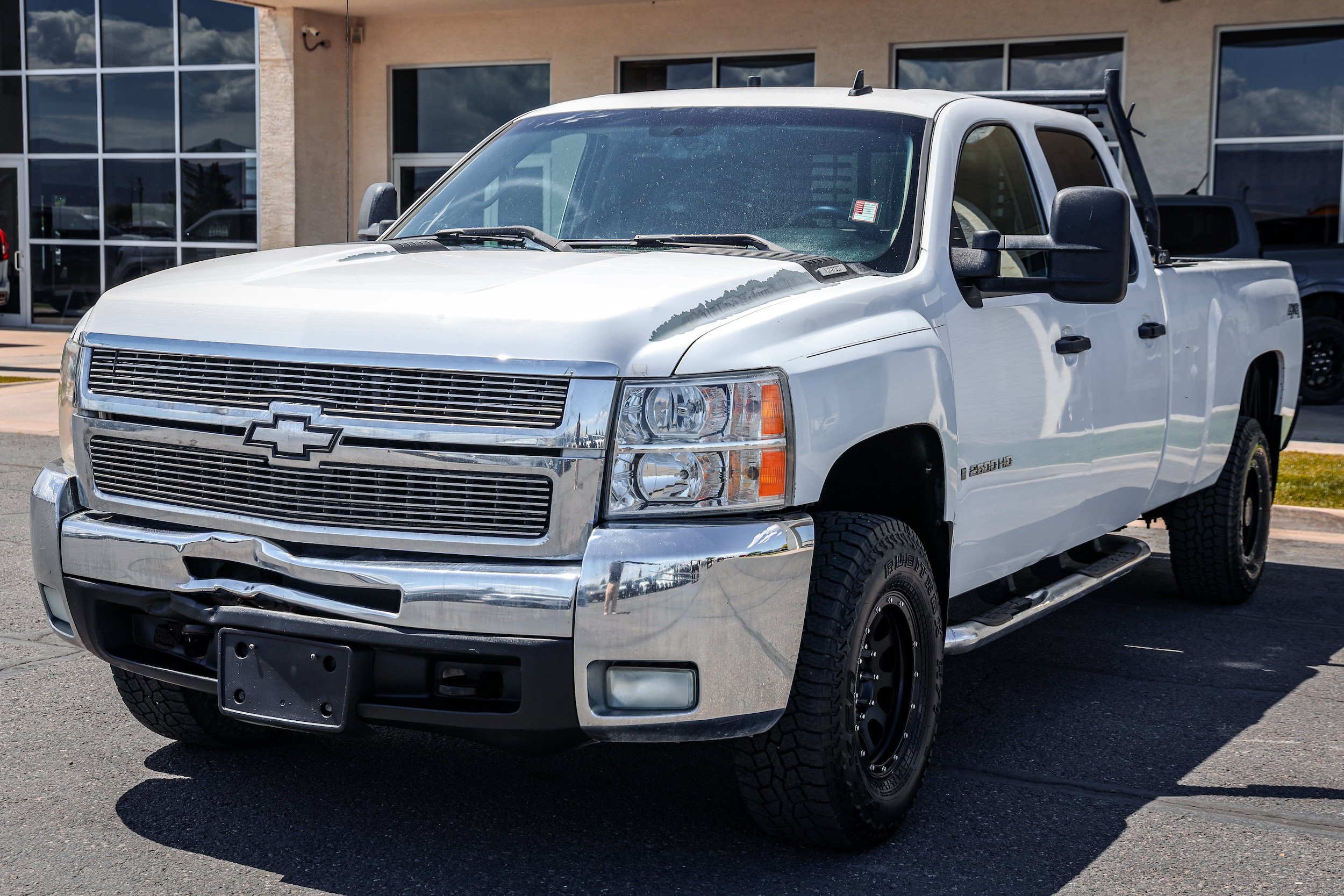 Used 2008 Chevrolet Silverado 2500 LT w/ 2LT Convenience Package AWD/4WD image 1