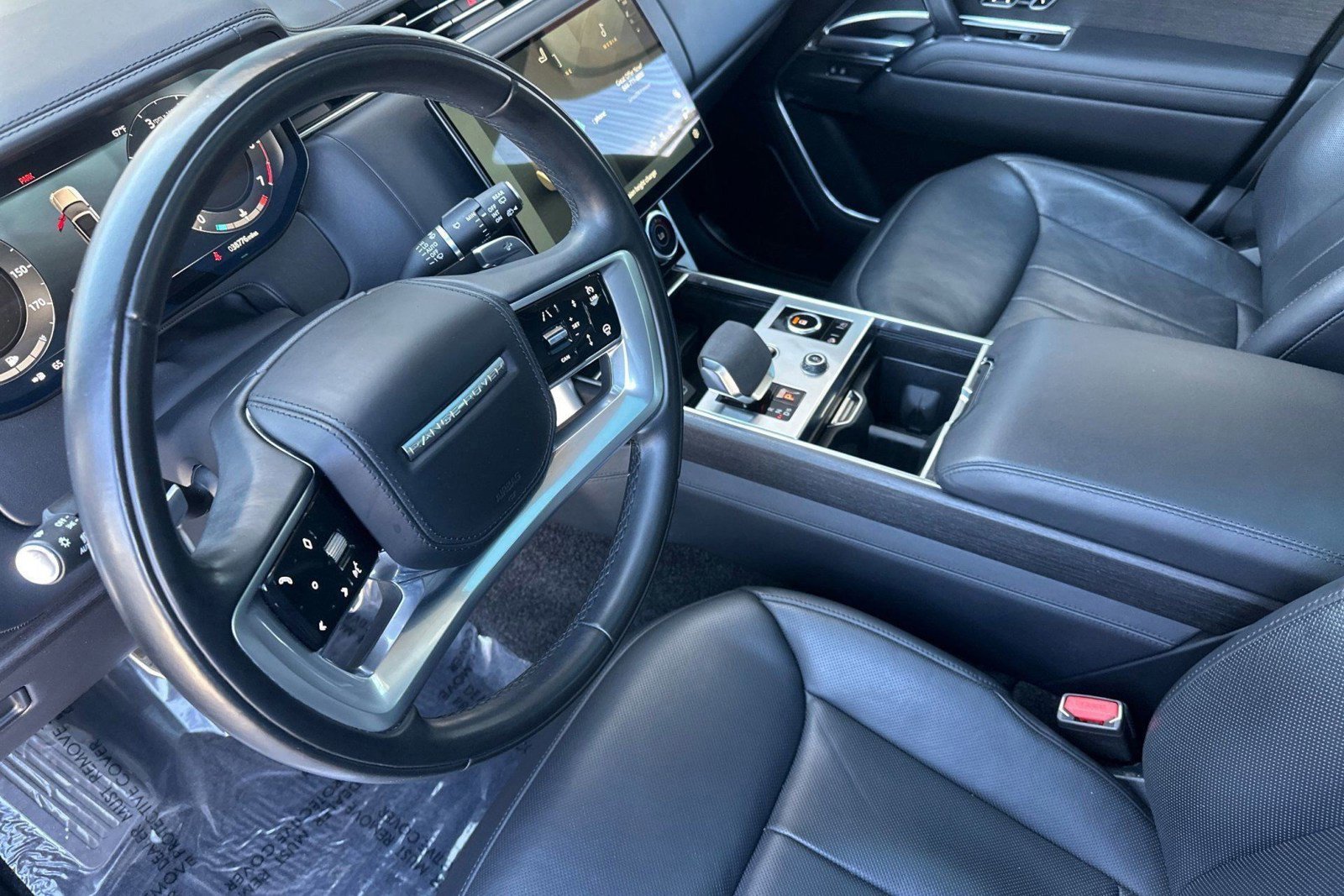 Certified 2023 Land Rover Range Rover First Edition AWD/4WD image 15