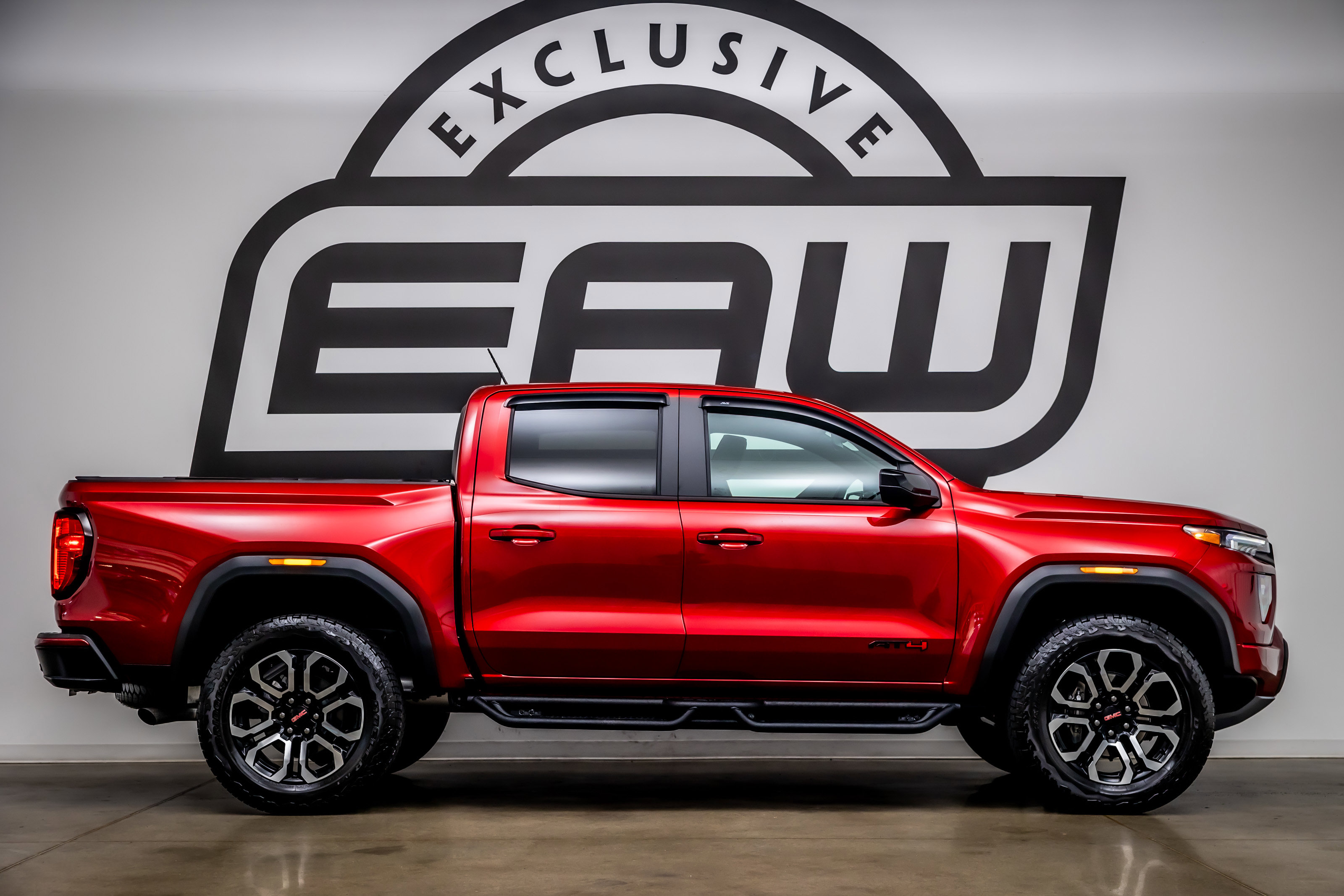 Used 2026 GMC Canyon AT4 w/ Nightfall Essentials Package image 8