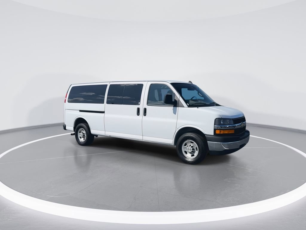 Used 2023 Chevrolet Express 3500 LT w/ LT Preferred Equipment Group RWD image 2