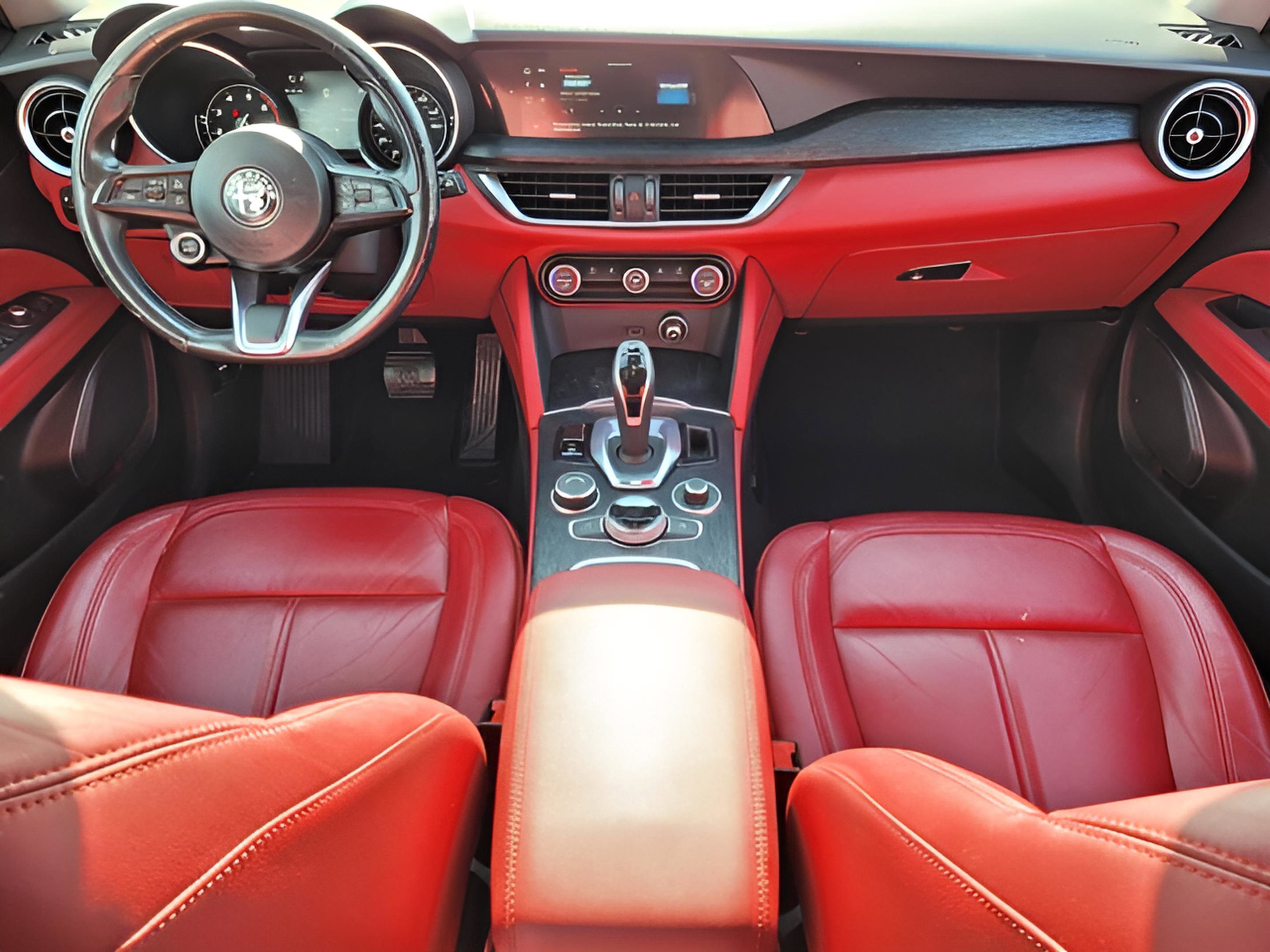 Used 2020 Alfa Romeo Stelvio Sport w/ Quick Order Package 22K Sport image 17