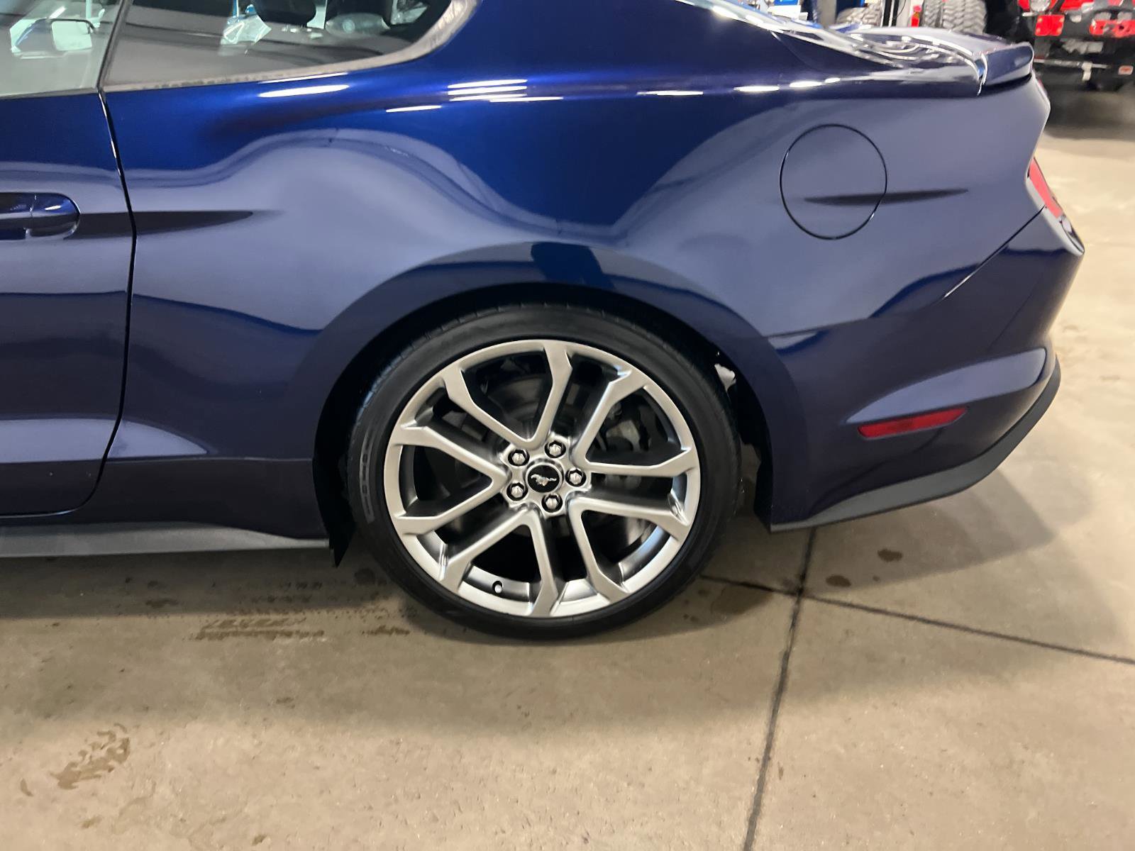 Used 2019 Ford Mustang GT Premium RWD image 36