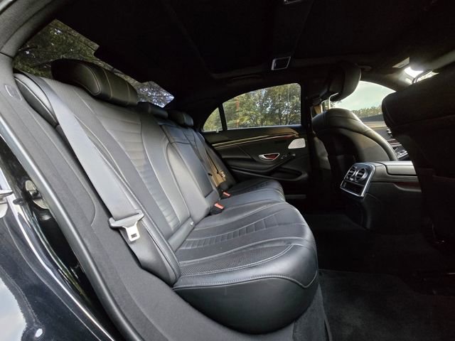 Used 2019 Mercedes-Benz S 560 Sedan image 23