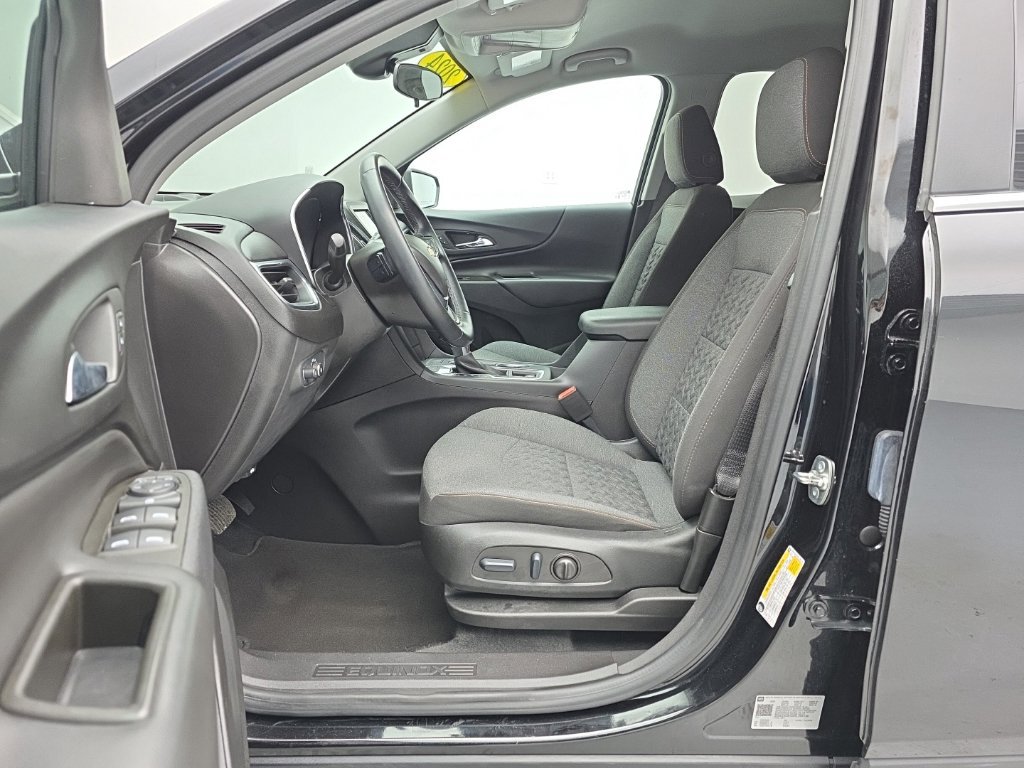 Used 2024 Chevrolet Equinox LT AWD/4WD image 10