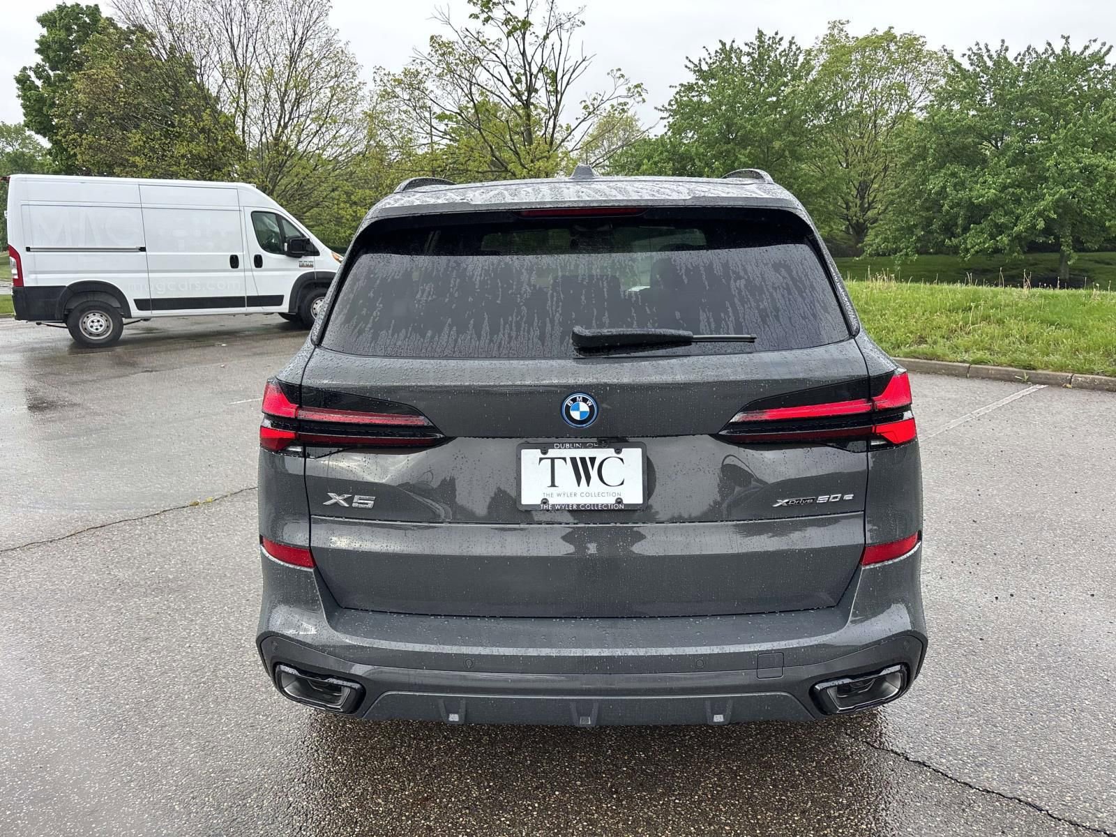 New 2026 BMW X5 xDrive50e AWD/4WD image 6