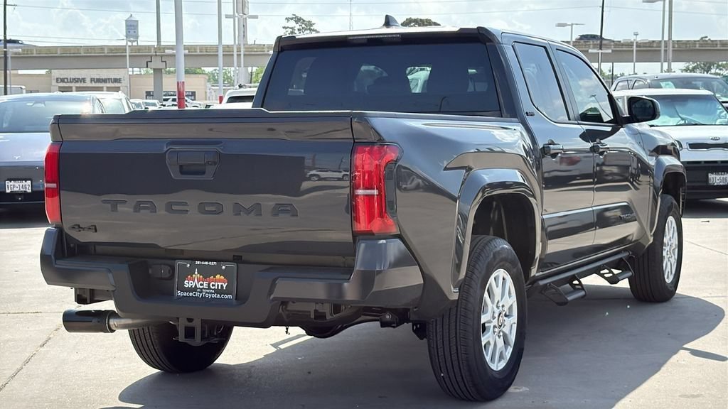 Used 2026 Toyota Tacoma SR5 AWD/4WD image 7