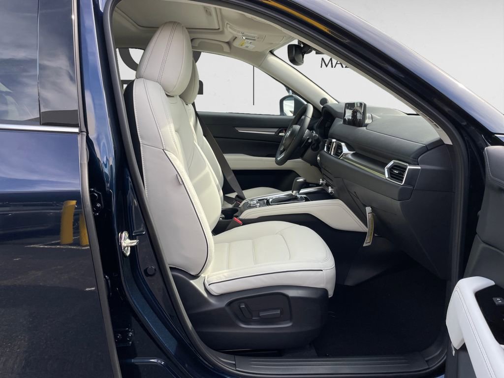 New 2025 MAZDA CX-5 AWD 2.5 S w/ Premium Plus Pkg image 14