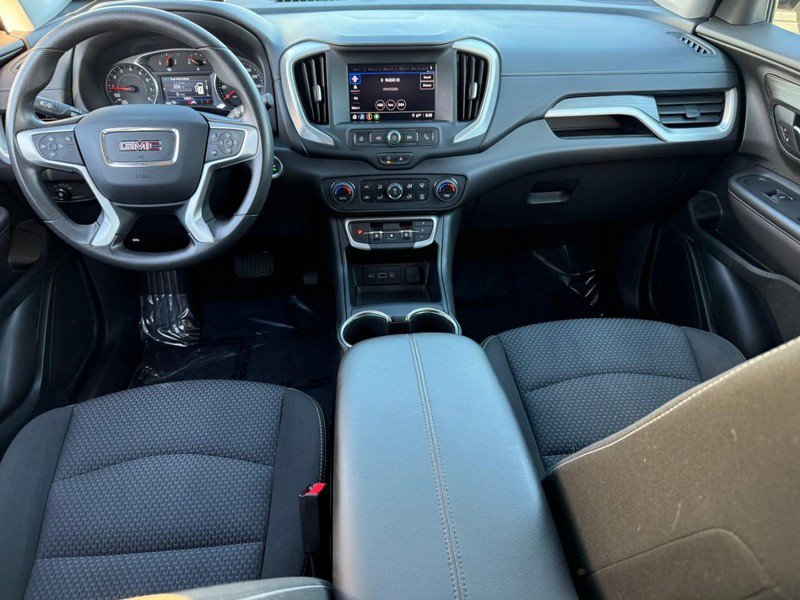Used 2023 GMC Terrain SLE w/ Driver Convenience Package image 14