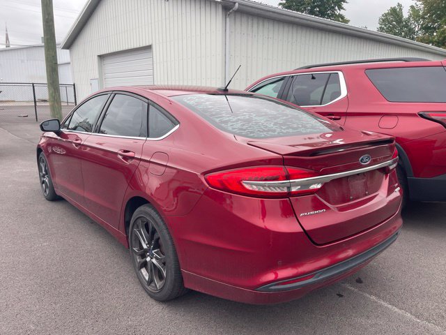 Used 2018 Ford Fusion SE w/ Equipment Group 201A FWD image 5