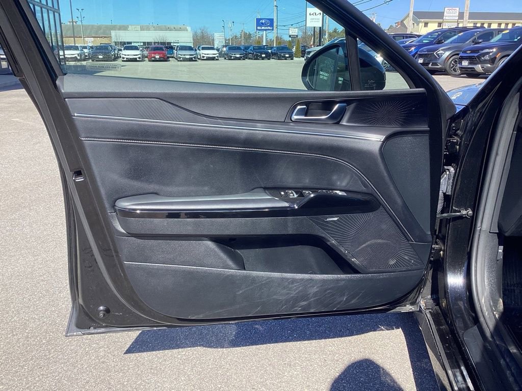 Used 2025 Kia K5 GT-Line w/ GT-Line Premium Package image 10