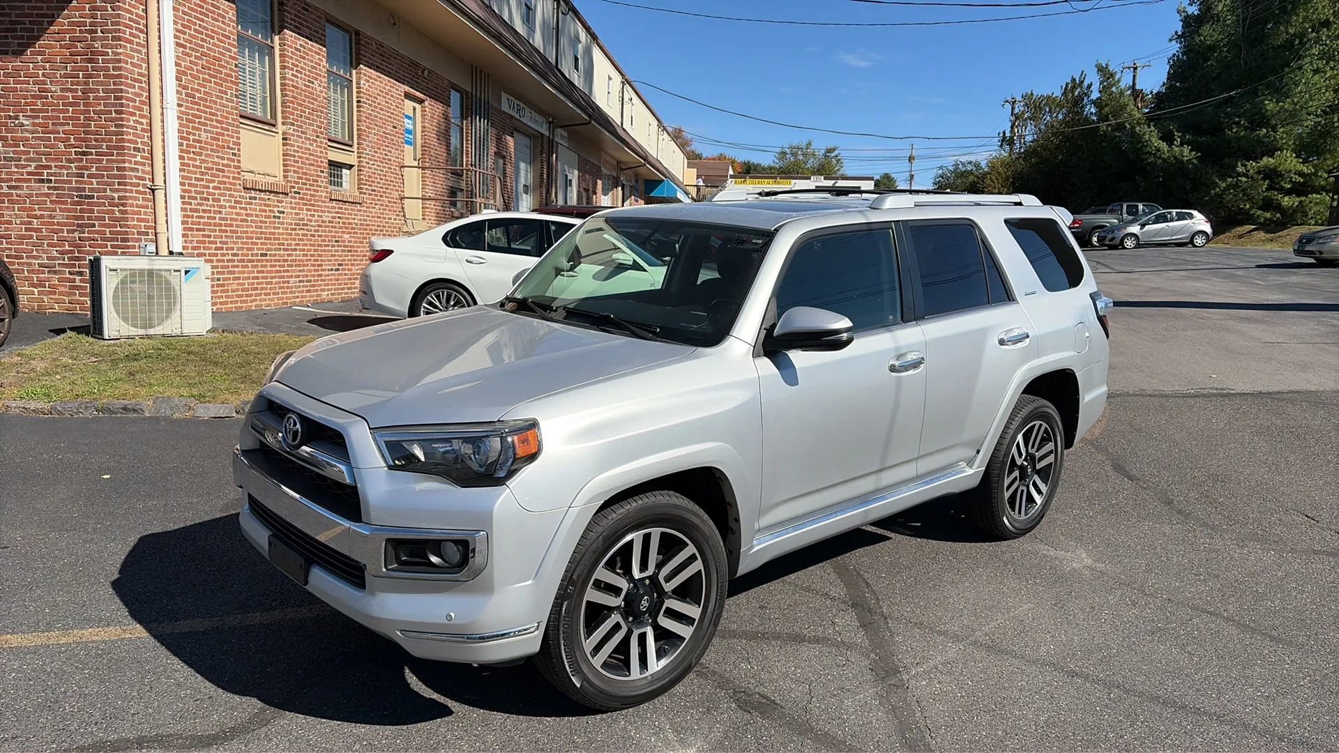 Used 2014 Toyota 4Runner Limited image 19