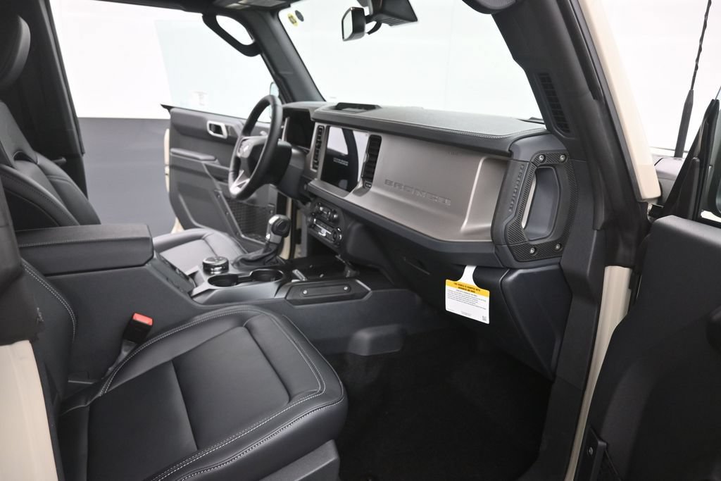 New 2026 Ford Bronco Outer Banks AWD/4WD image 27