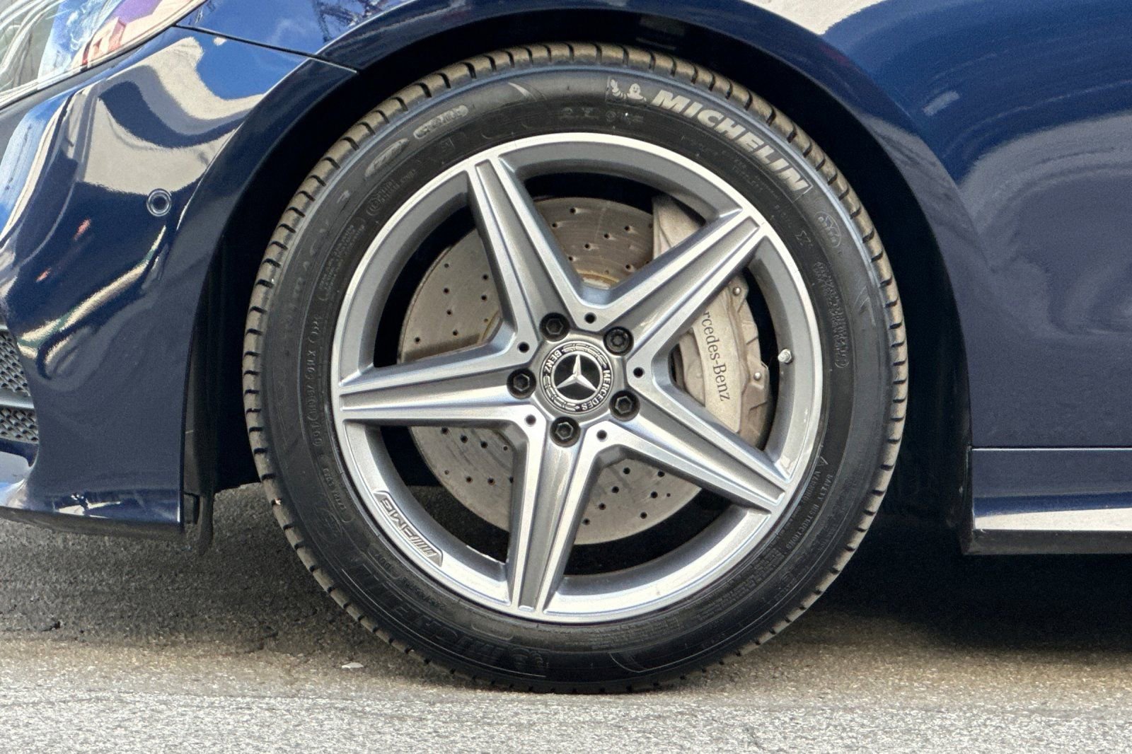 Used 2018 Mercedes-Benz E 400 E 400 image 26