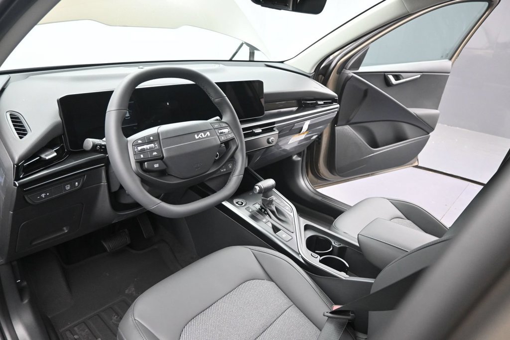 New 2027 Kia Niro LX FWD image 18