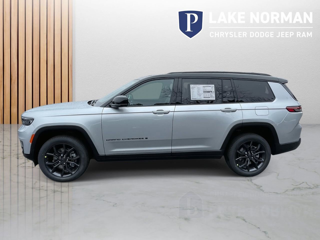 New 2025 Jeep Grand Cherokee L Limited image 6