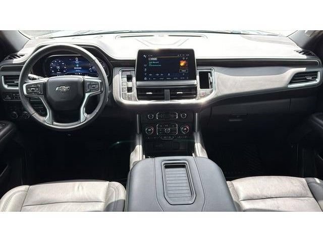 Used 2024 Chevrolet Tahoe Z71 w/ Luxury Package AWD/4WD image 21