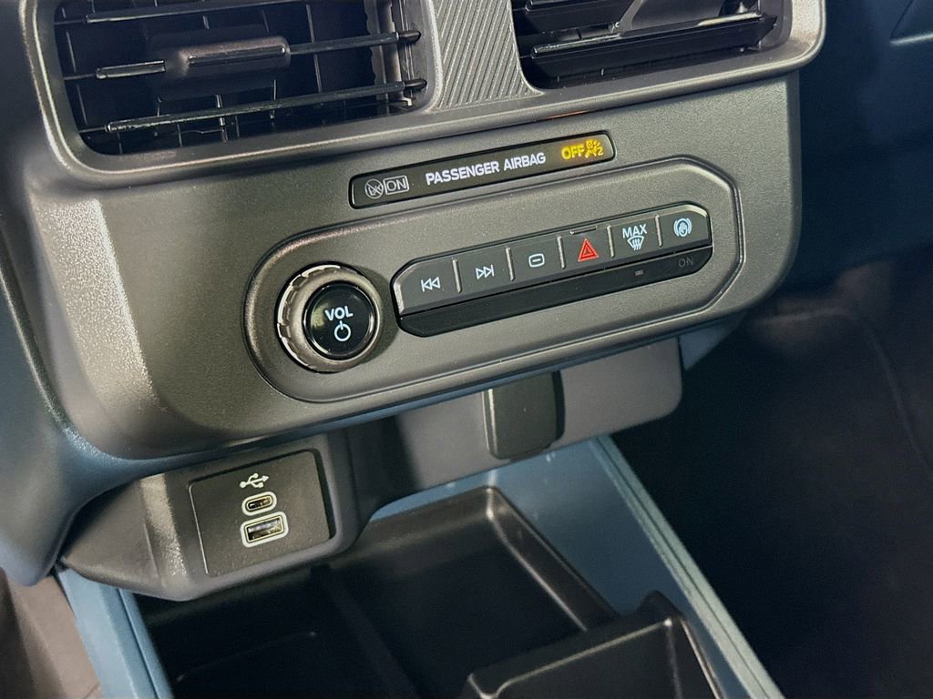 Used 2025 Ford Maverick XL w/ 4K Tow Package AWD/4WD image 18