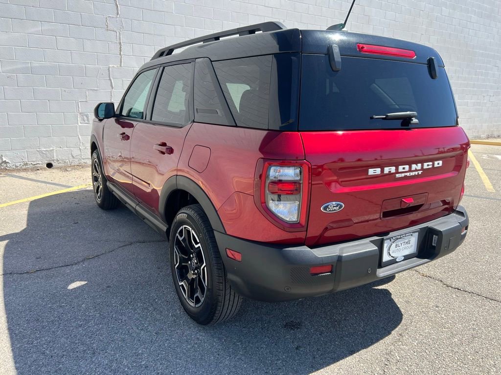 Used 2025 Ford Bronco Sport Outer Banks w/ Outer Banks Tech Package+ image 3
