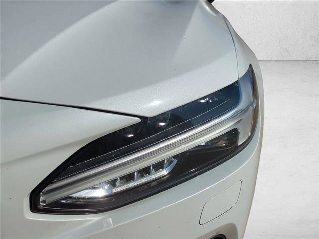 Used 2018 Volvo S90 T6 Inscription w/ Luxury Package image 9