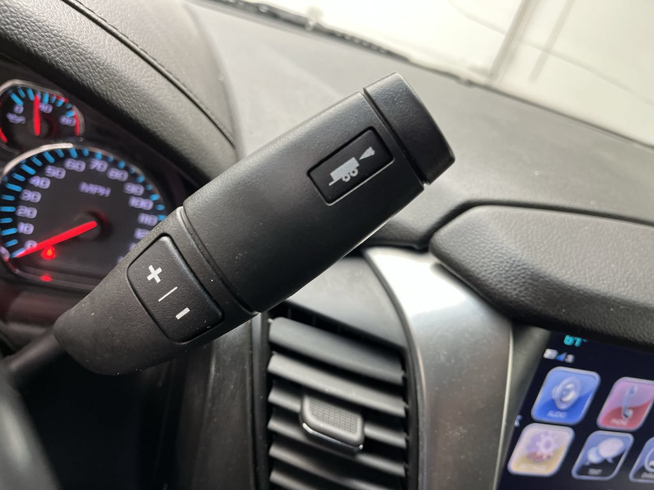 Used 2019 Chevrolet Tahoe LS AWD/4WD image 16
