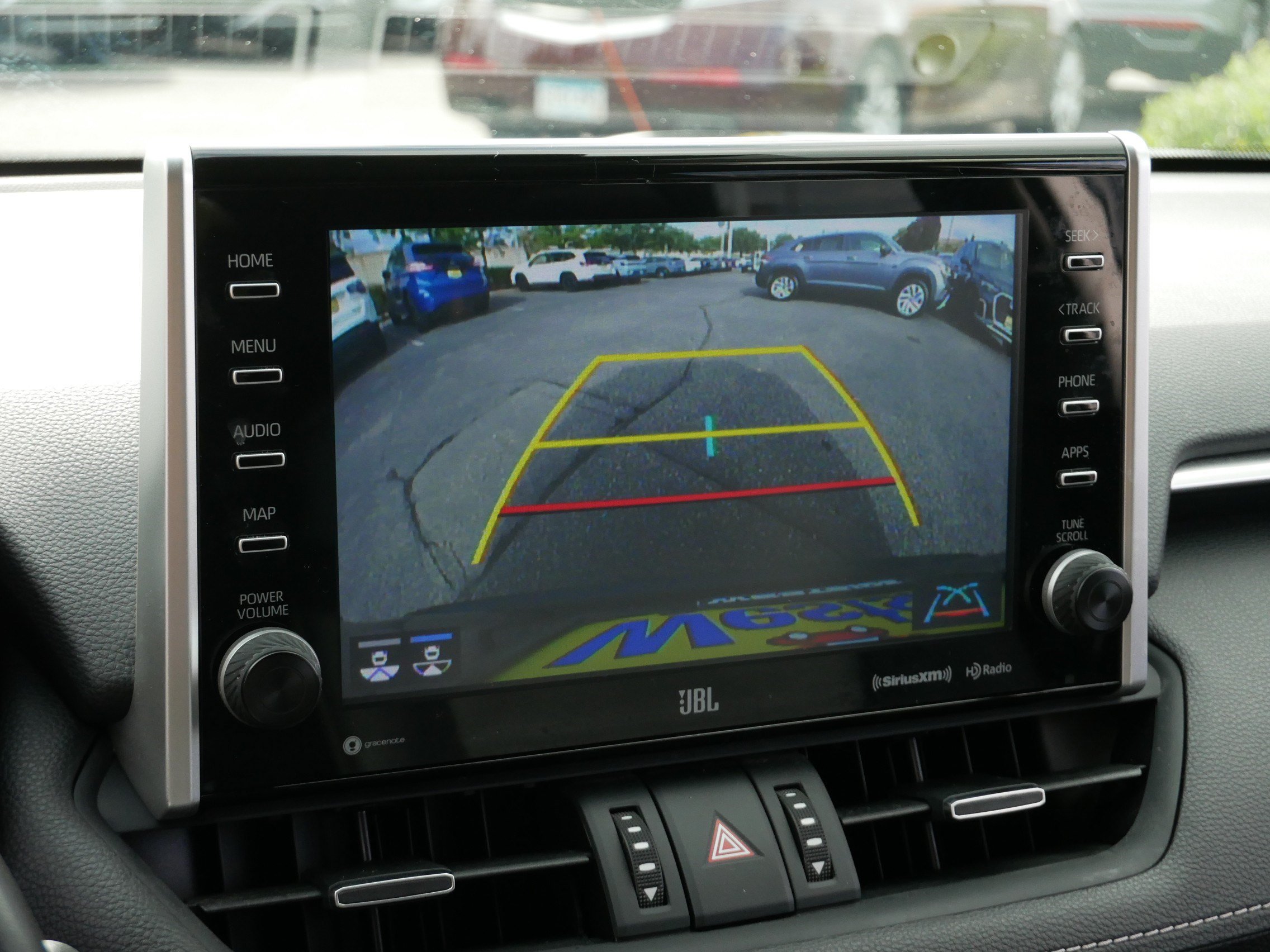 Used 2022 Toyota RAV4 XLE Premium AWD/4WD image 30