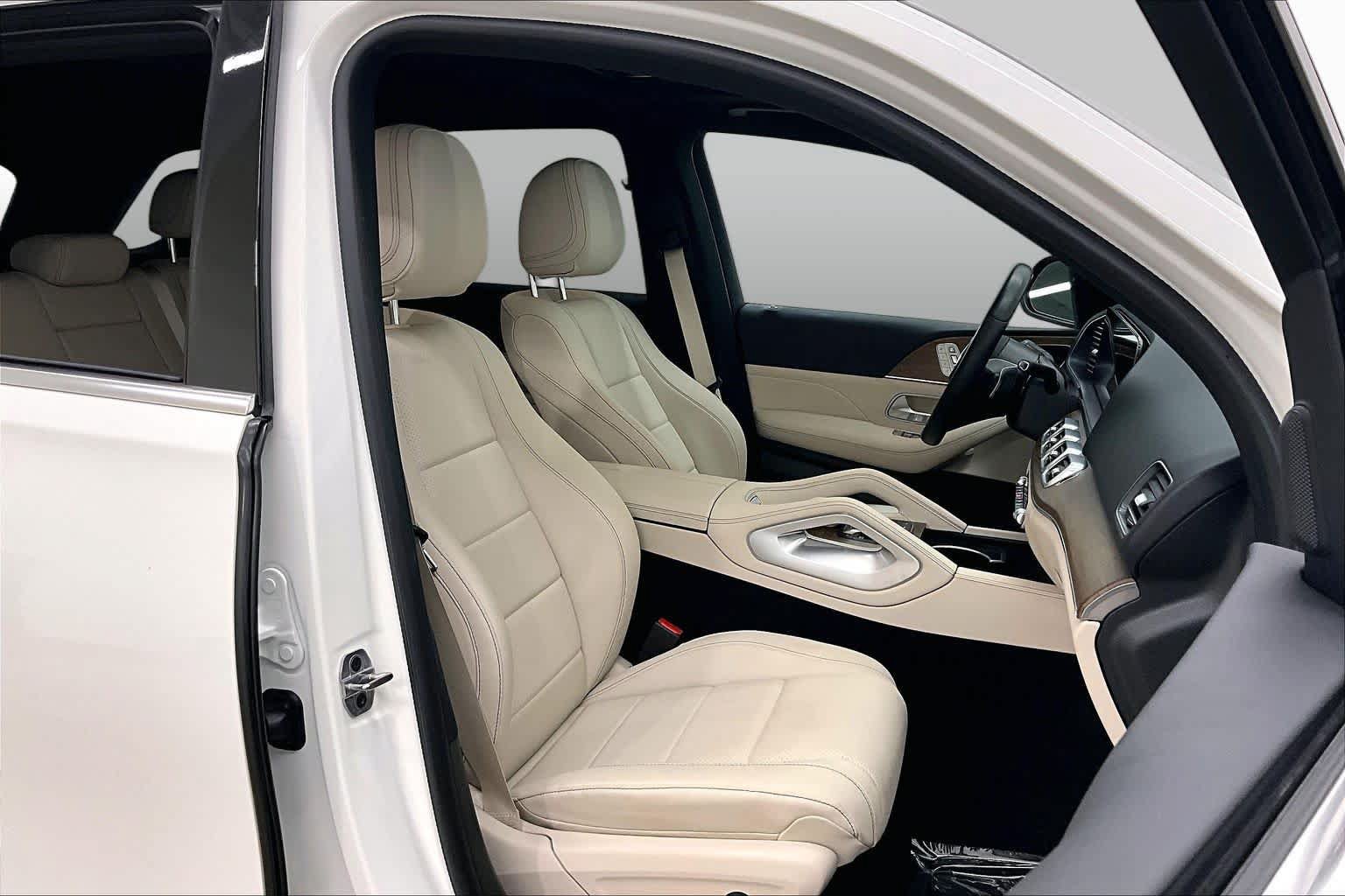 Used 2025 Mercedes-Benz GLE 350 4MATIC image 9