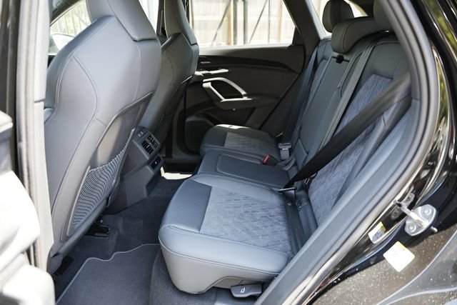 New 2026 Audi SQ5 Premium Plus AWD/4WD image 27