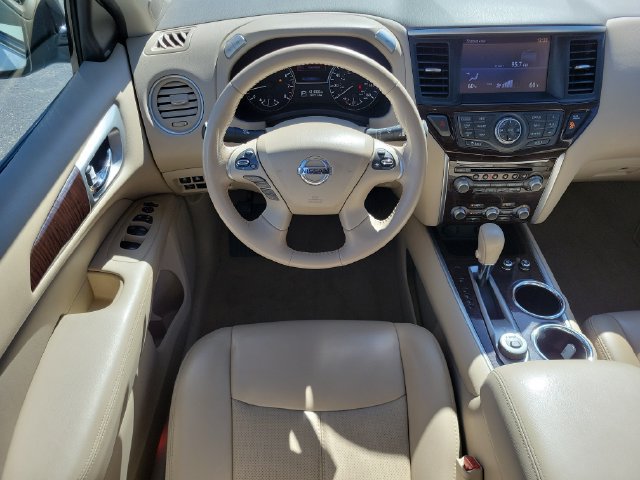 Used 2015 Nissan Pathfinder Platinum w/ Cargo Package FWD image 26