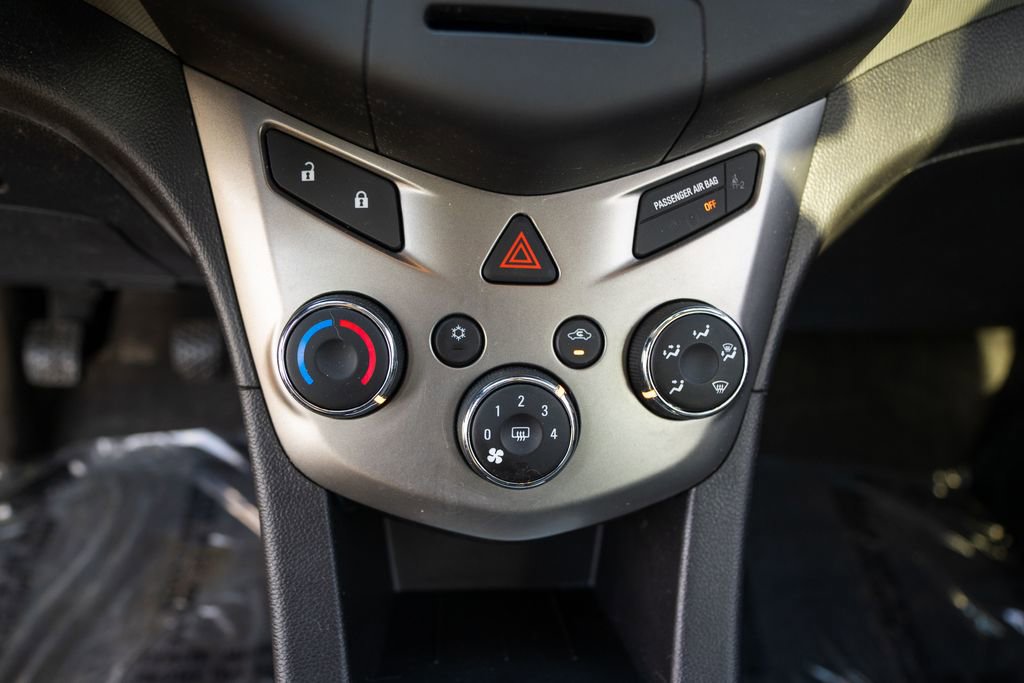 Used 2013 Chevrolet Sonic LS image 20