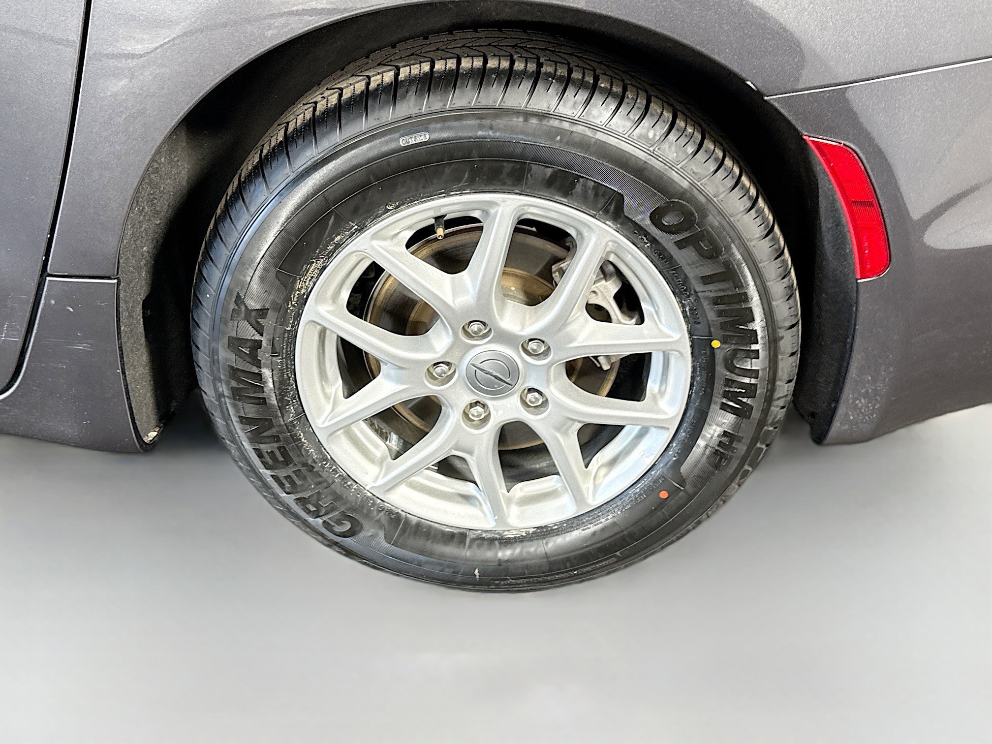 Used 2023 Chrysler Pacifica Touring-L image 35