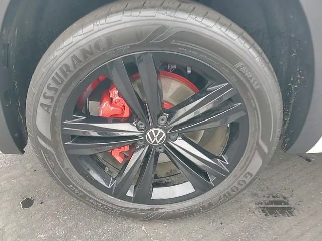 Used 2023 Volkswagen Atlas Cross Sport SEL image 8