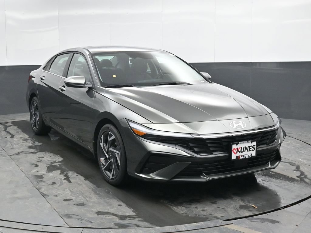 New 2026 Hyundai Elantra Limited image 4