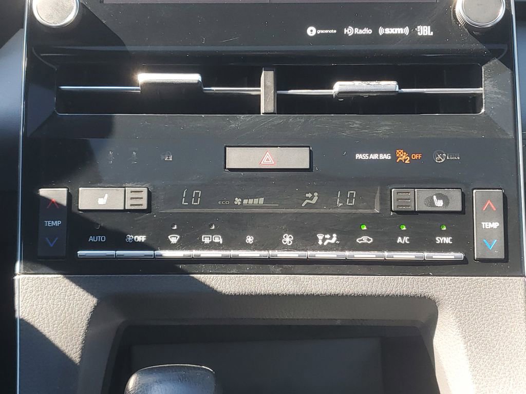 Used 2019 Toyota Avalon XLE image 33