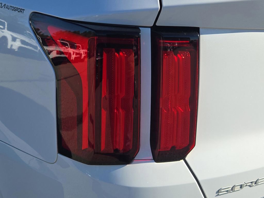 Certified 2023 Kia Sorento SX image 13