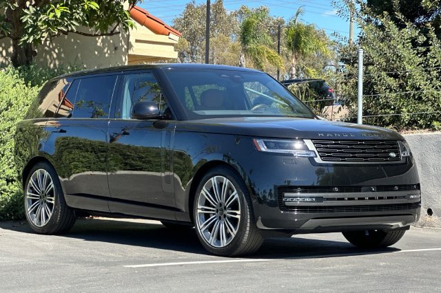 Certified 2026 Land Rover Range Rover Long Wheelbase SE AWD/4WD image 7