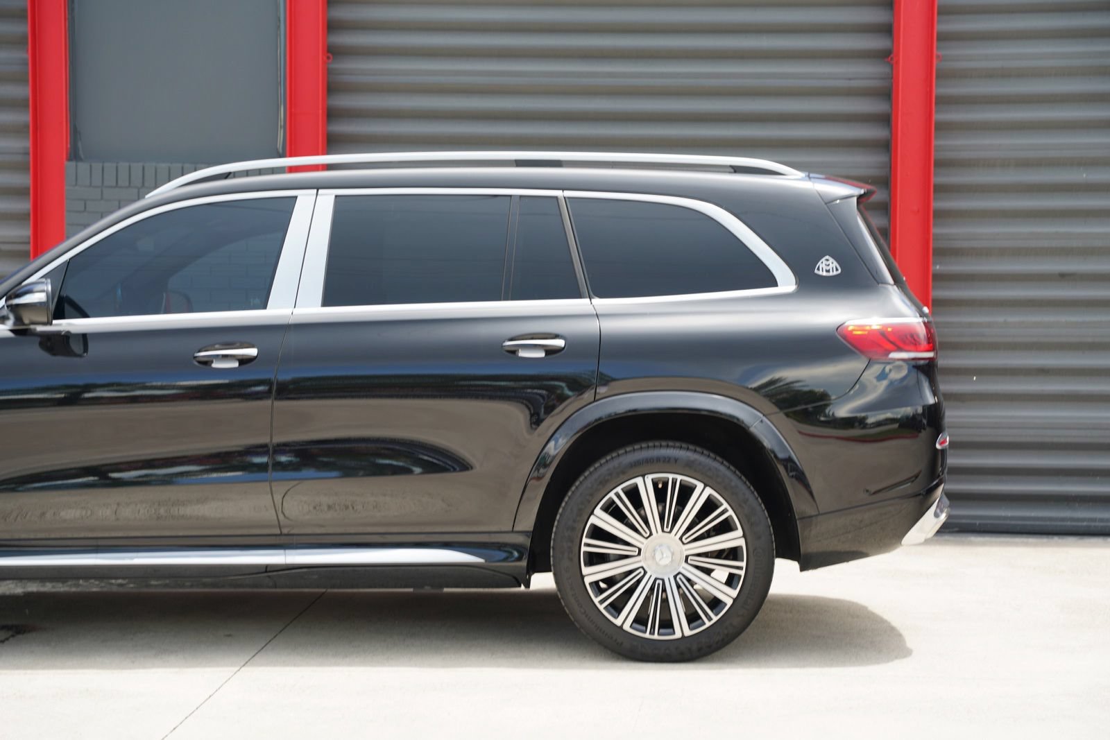 Used 2023 Mercedes-Benz Maybach GLS 600 4MATIC image 10