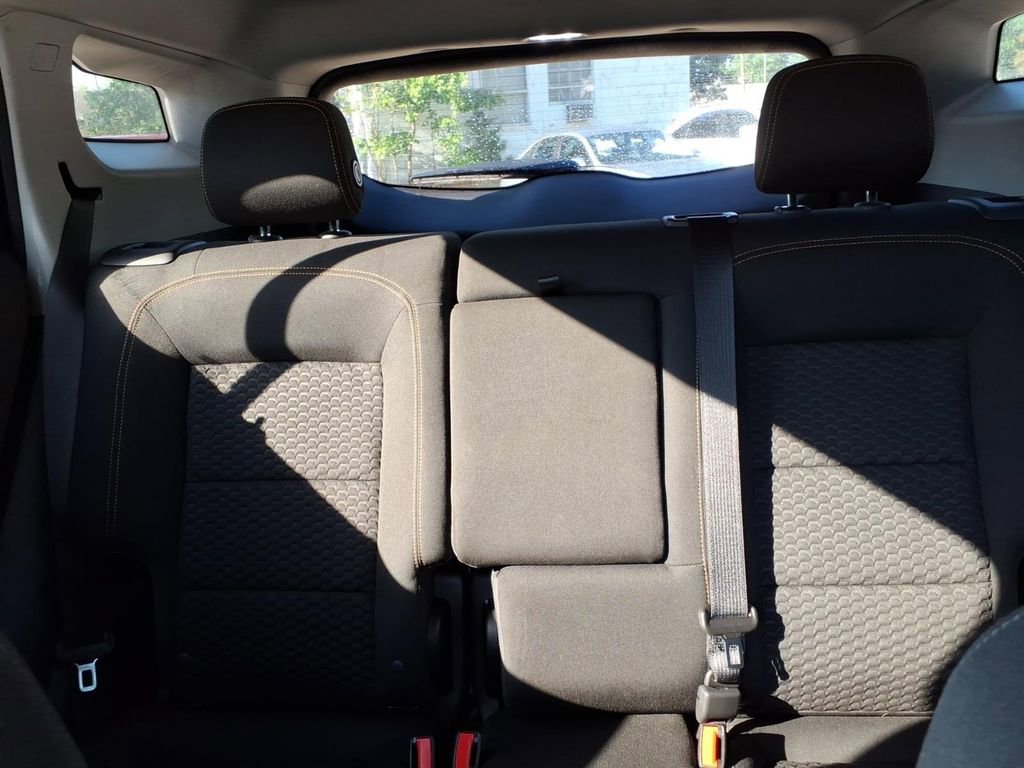 Used 2018 GMC Terrain SLE w/ Driver Convenience Package FWD image 19