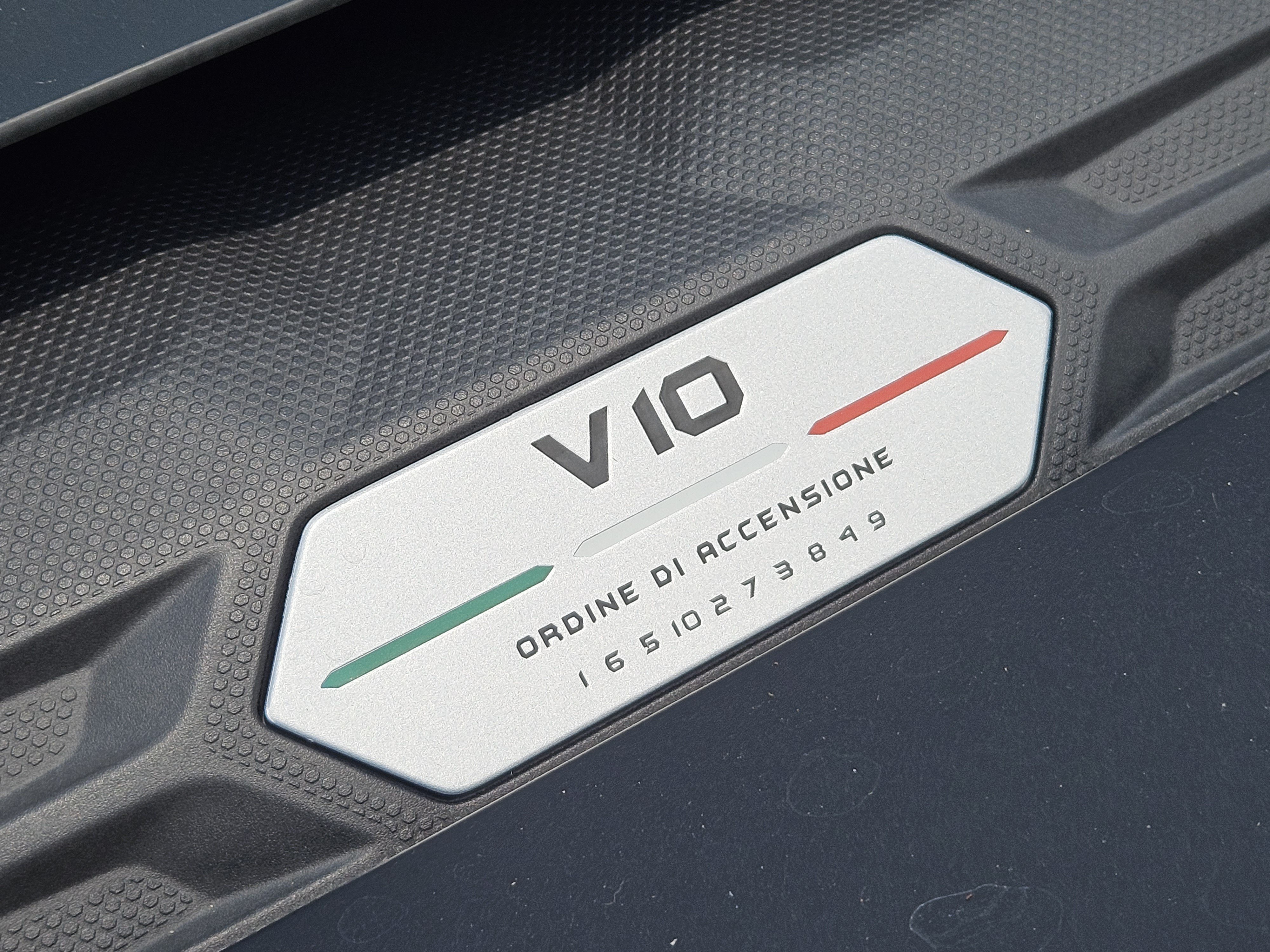 Used 2020 Lamborghini Huracan EVO AWD/4WD image 15