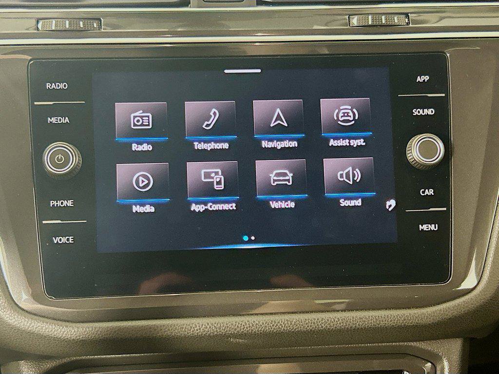 Used 2021 Volkswagen Tiguan SE AWD/4WD image 14