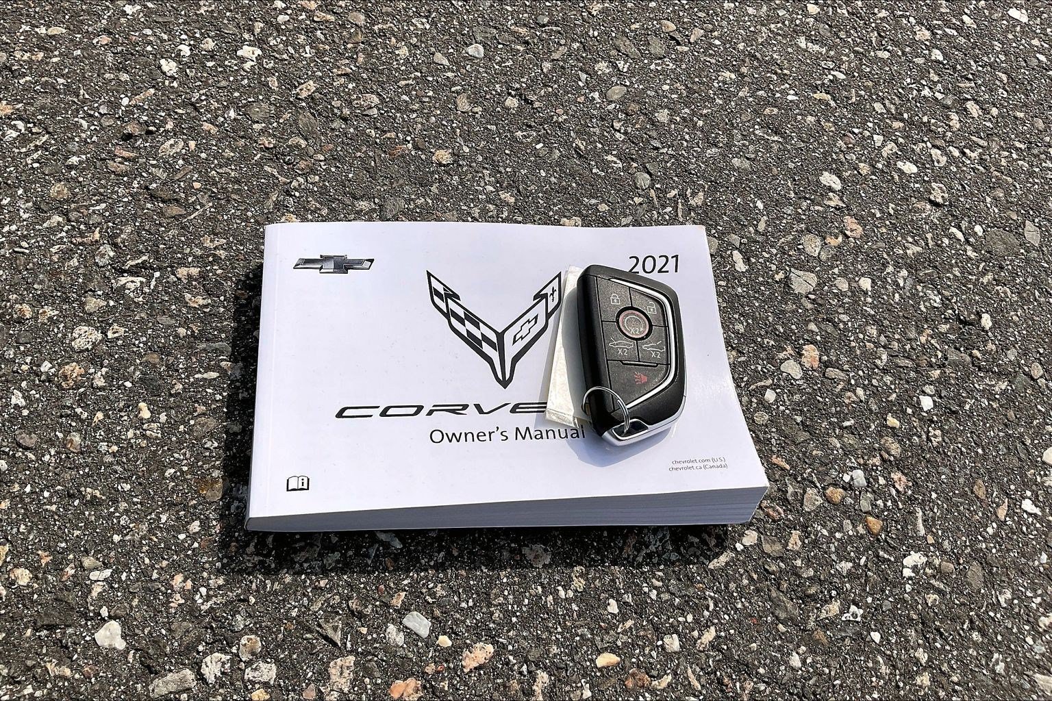 Used 2021 Chevrolet Corvette Stingray Preferred Cpe w/ Battery Protection Package RWD image 10