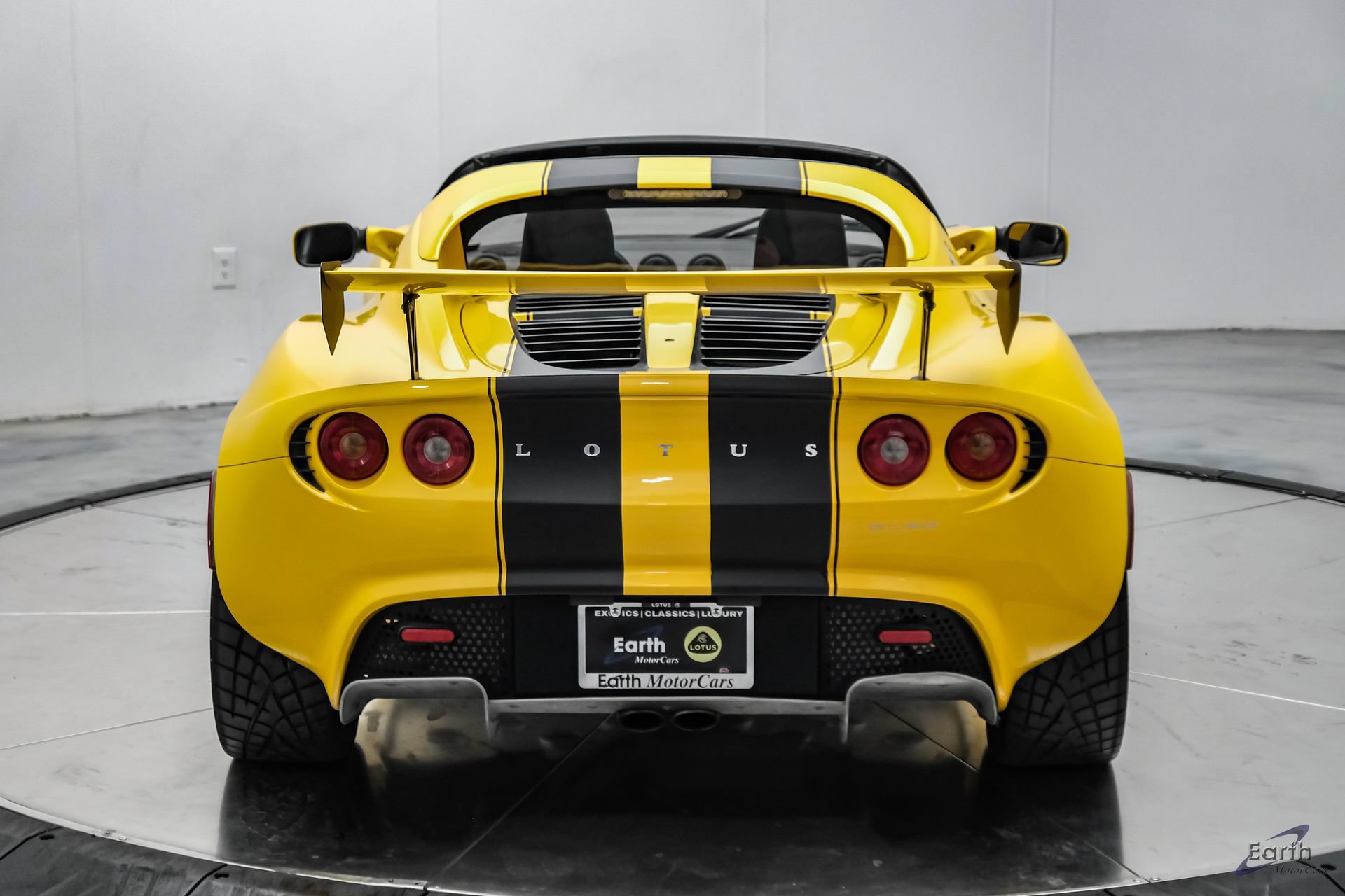 Used 2005 Lotus Elise RWD image 16