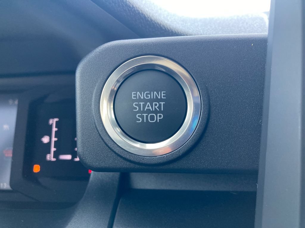 New 2026 Toyota 4Runner SR5 AWD/4WD image 9