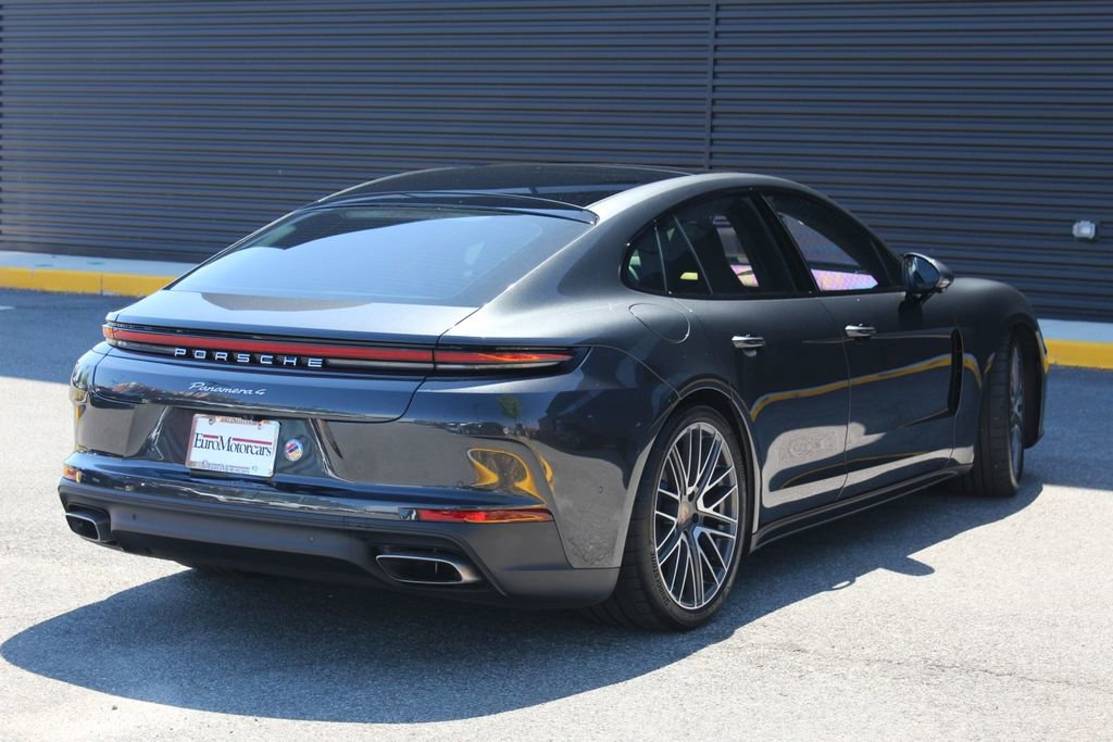 Certified 2025 Porsche Panamera 4 image 8
