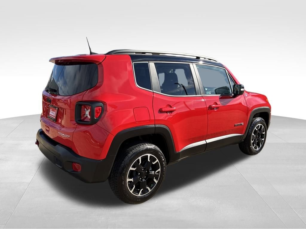 Used 2023 Jeep Renegade Trailhawk w/ Sun/Sound Group image 9
