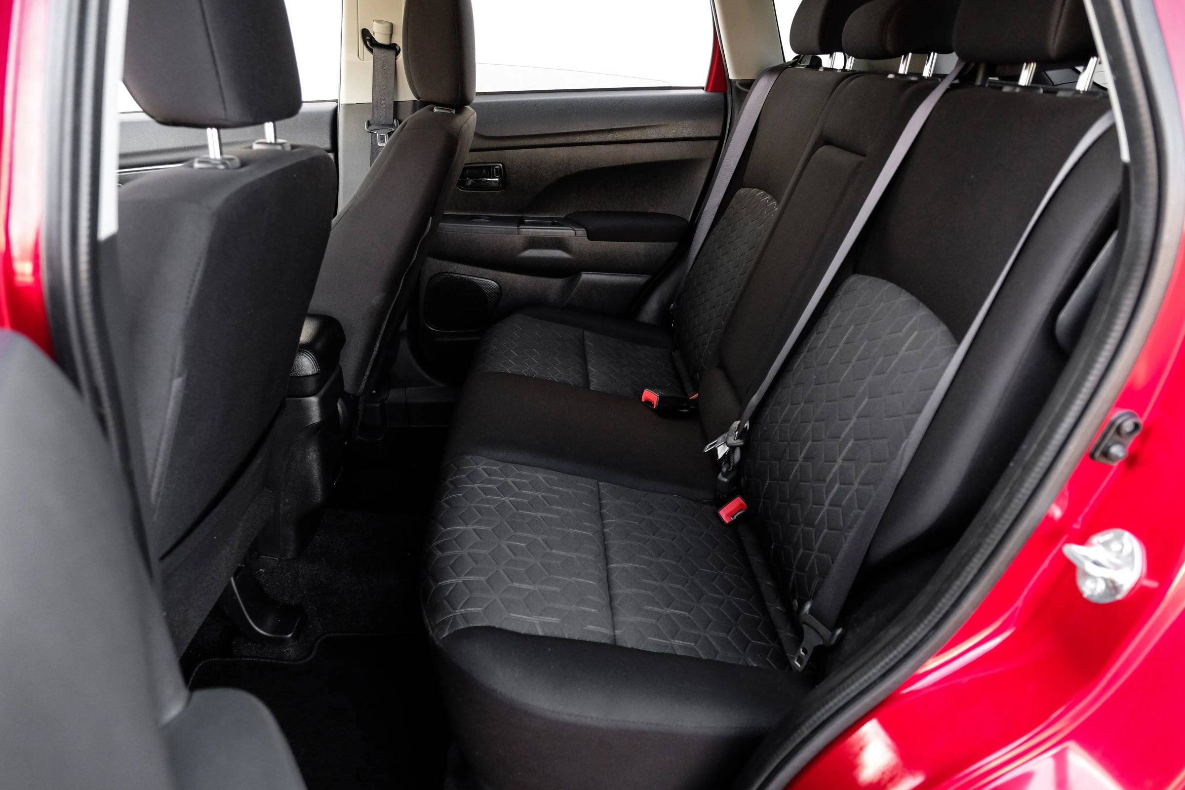 Used 2024 Mitsubishi Outlander Sport AWD image 40