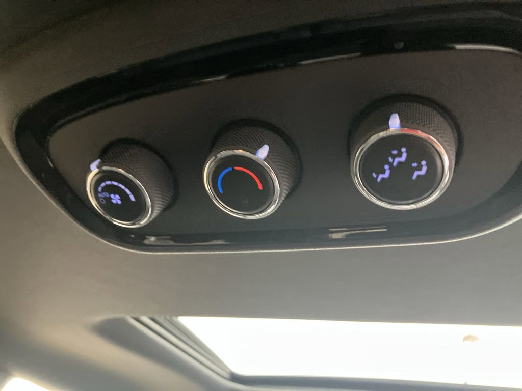 Used 2022 Dodge Durango GT image 34