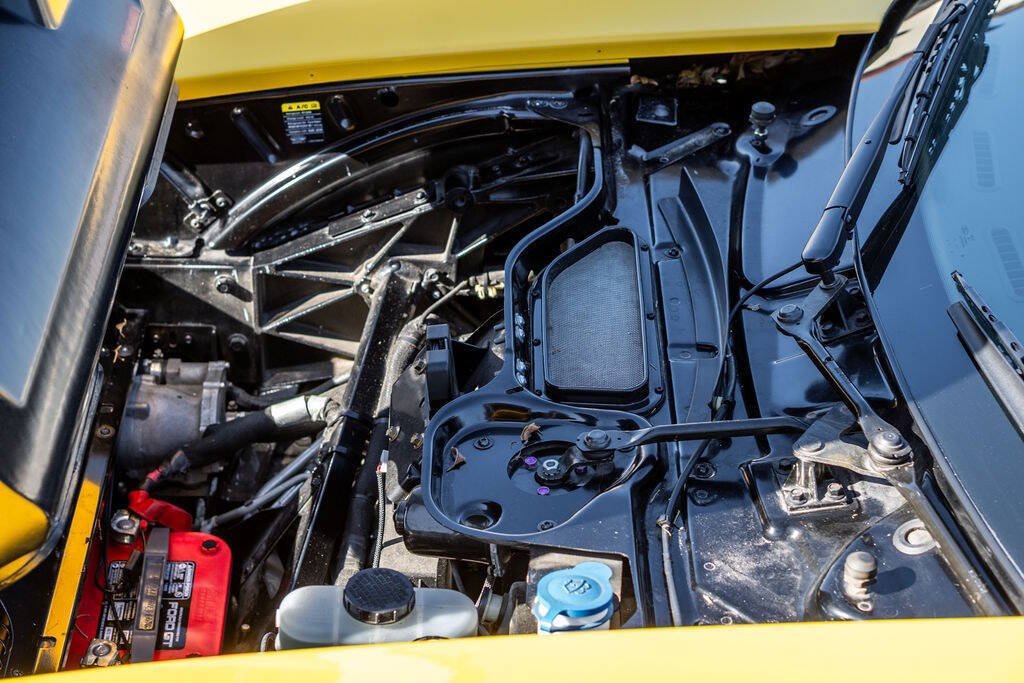 Used 2006 Ford GT RWD image 57