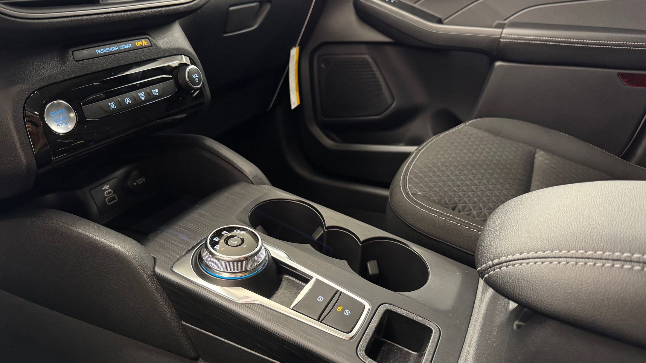 New 2026 Ford Escape Active w/ Tech Pack #1 FWD image 33
