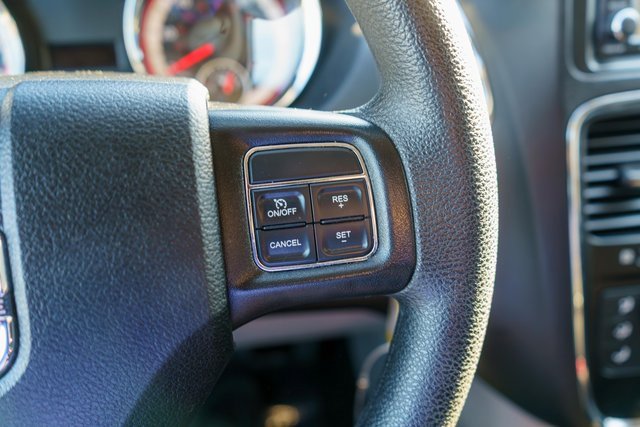 Used 2019 Dodge Grand Caravan SE image 26