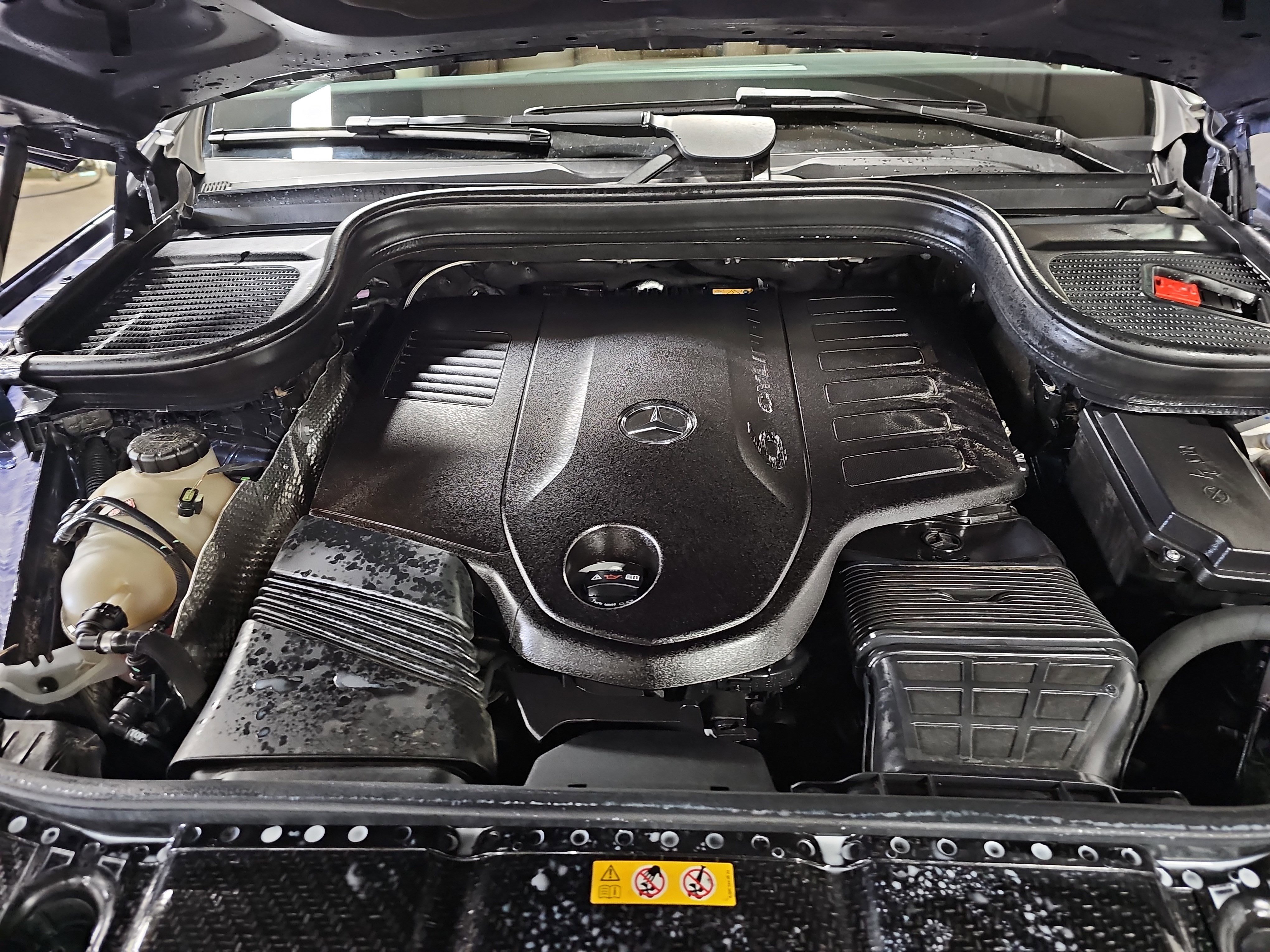 Used 2024 Mercedes-Benz GLE 450 4MATIC image 32